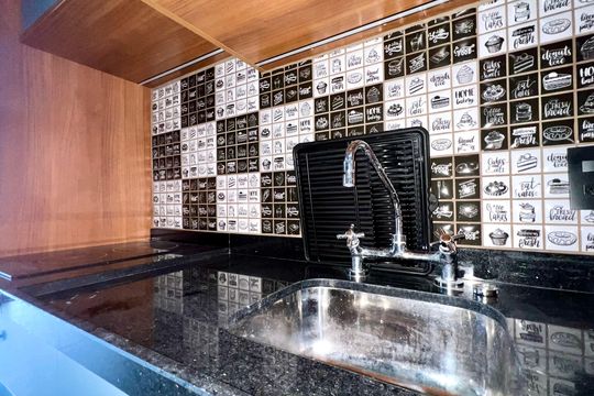 Cozinha de kitnet/studio à venda com 1 quarto, 25m² em Pinheiros, São Paulo