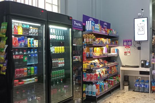 Mercado de kitnet/studio à venda com 1 quarto, 30m² em Santa Ifigênia, São Paulo