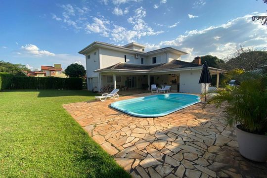 Casa à venda com 4 quartos, 370m² em Chácara Santa Margarida, Campinas