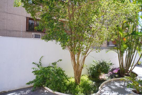 Quarto 1-Vista  de apartamento à venda com 3 quartos, 102m² em Rio Branco, Porto Alegre
