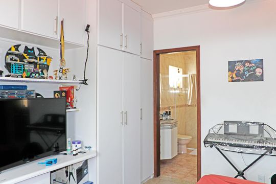 Casa de Condomínio à venda com 4 quartos, 268m² em Vila Joao Xxiii, Vinhedo