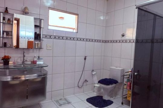 Casa à venda com 5 quartos, 260m² em Santa Maria, Belo Horizonte