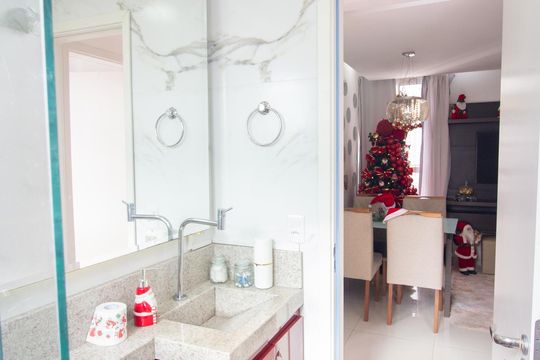 Banheiro Social de apartamento à venda com 2 quartos, 45m² em Parque Maracana, Contagem