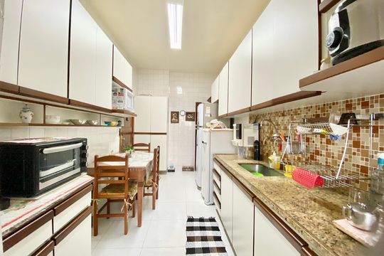 Cozinha de apartamento à venda com 3 quartos, 94m² em Botafogo, Rio de Janeiro