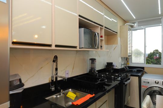 Cozinha de apartamento para alugar com 2 quartos, 41m² em Cidade Líder, São Paulo