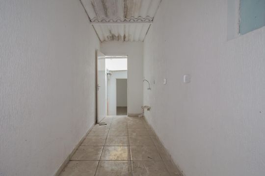 Área de Serviço de casa para alugar com 3 quartos, 30m² em Vila Bocaina, Mauá