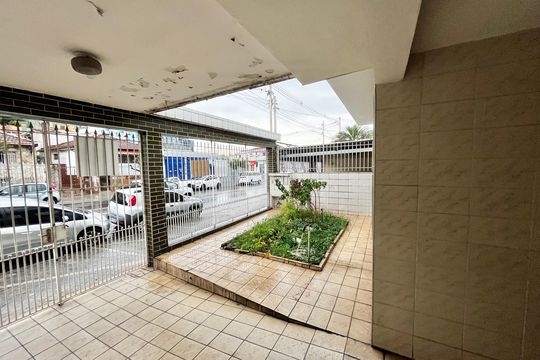 Garagem de casa à venda com 3 quartos, 238m² em Sítio do Morro, São Paulo