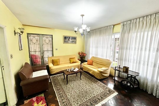 Casa à venda com 3 quartos, 238m² em Sítio do Morro, São Paulo