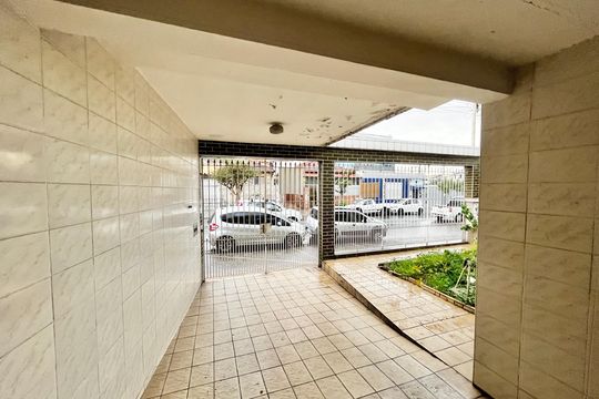 Garagem de casa à venda com 3 quartos, 238m² em Sítio do Morro, São Paulo