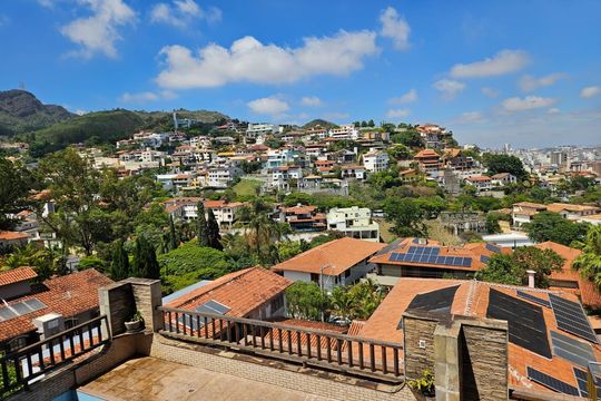 Casa à venda com 4 quartos, 563m² em Mangabeiras, Belo Horizonte