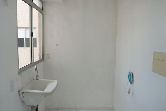 Área de Serviço de apartamento para alugar com 2 quartos, 50m² em Jardim Petrópolis, Cotia