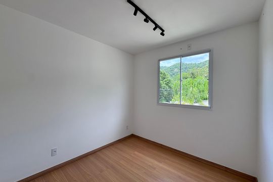 Quarto 2 de apartamento à venda com 2 quartos, 44m² em Vargem Grande, Rio de Janeiro