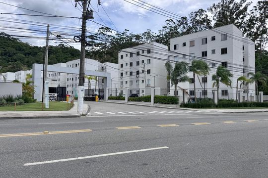 Fachada de apartamento à venda com 2 quartos, 44m² em Vargem Grande, Rio de Janeiro
