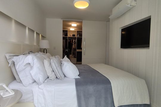 Apartamento à venda com 3 quartos, 193m² em Itaipu, Niterói