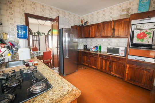 Cozinha de casa à venda com 4 quartos, 320m² em Vila Sonia, São Paulo