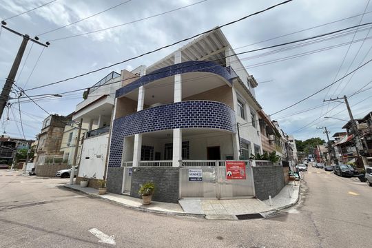 Fachada de casa de condomínio à venda com 3 quartos, 204m² em Galeão, Rio de Janeiro