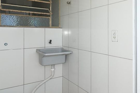 Área de Serviço de apartamento à venda com 1 quarto, 50m² em Jardim São Pedro, Porto Alegre