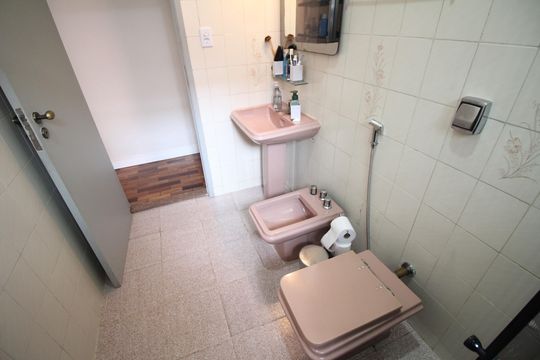 Banheiro de casa à venda com 3 quartos, 280m² em Eldorado, Contagem