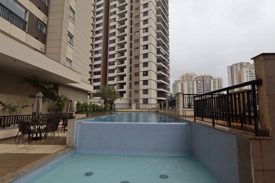 Área comum - Piscina de apartamento para alugar com 2 quartos, 96m² em Vila Andrade, São Paulo