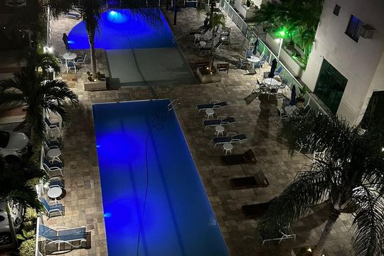 Área comum - Piscina de apartamento à venda com 2 quartos, 69m² em Barra Olímpica, Rio de Janeiro