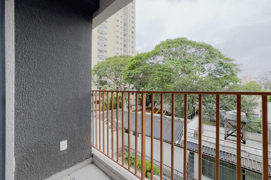 Varanda de apartamento à venda com 1 quarto, 28m² em Pinheiros, São Paulo