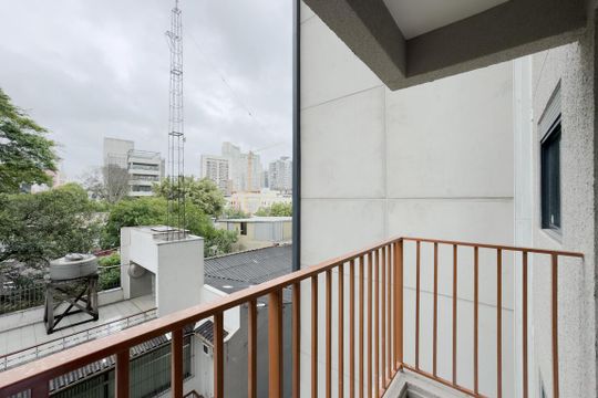 Varanda de apartamento à venda com 1 quarto, 28m² em Pinheiros, São Paulo
