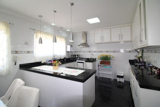 Cozinha de casa à venda com 6 quartos, 373m² em Jardim São Paulo, São Paulo