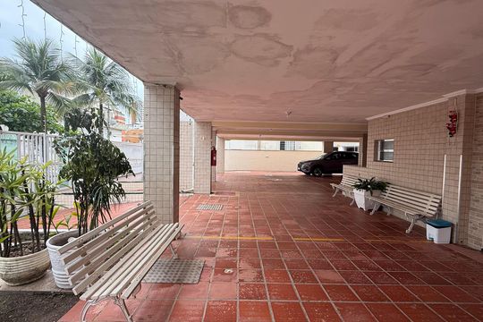 Fachada de apartamento para alugar com 2 quartos, 90m² em Jardim Praiano, Guarujá