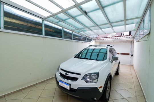 Garagem de casa à venda com 2 quartos, 88m² em Jardim Maia, Guarulhos