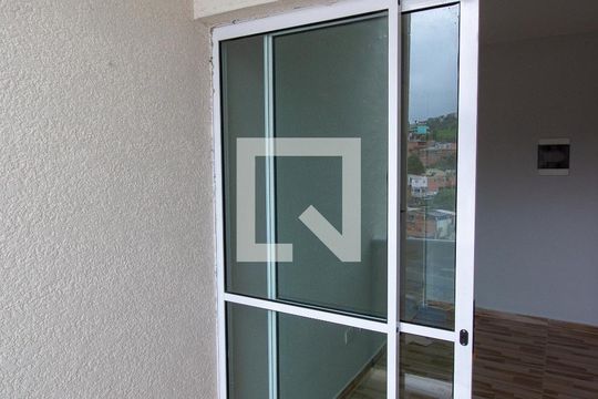 Apartamento para alugar com 2 quartos, 52m² em Vila Cristina, Ferraz de Vasconcelos