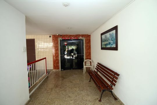 Portaria de apartamento à venda com 3 quartos, 79m² em Vila da Penha, Rio de Janeiro