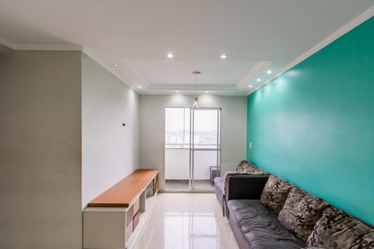 Sala de apartamento para alugar com 3 quartos, 65m² em Cidade Líder, São Paulo