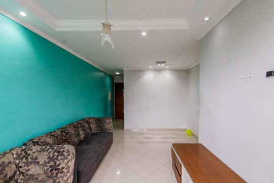 Sala de apartamento para alugar com 3 quartos, 65m² em Cidade Líder, São Paulo