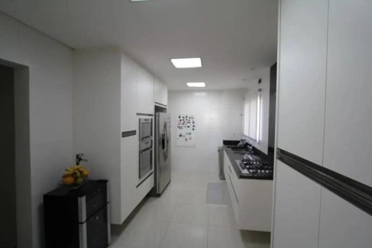 Apartamento para alugar com 3 quartos, 165m² em Vila Congonhas, São Paulo