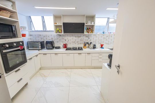 cozinha de apartamento à venda com 4 quartos, 196m² em São José, Belo Horizonte