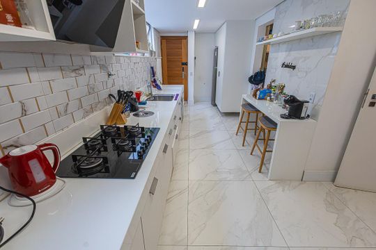 cozinha de apartamento à venda com 4 quartos, 196m² em São José, Belo Horizonte