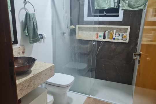 Casa à venda com 3 quartos, 249m² em Parque Sao Domingos, São Paulo