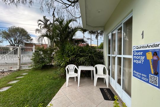 Fachada  de apartamento para alugar com 1 quarto, 70m² em Campeche Leste, Florianópolis