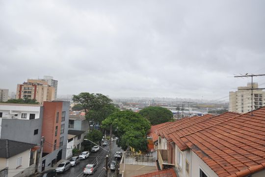 Vista do Quarto 2 de casa para alugar com 2 quartos, 250m² em Vila Paiva, São Paulo