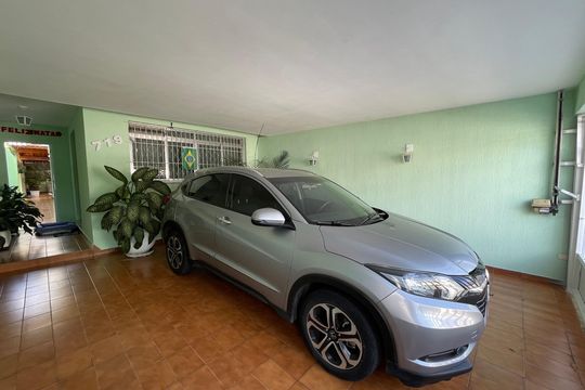 Garagem de casa à venda com 3 quartos, 122m² em Jaguaré, São Paulo