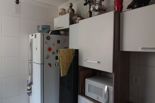 Cozinha e Área de Serviço de apartamento à venda com 2 quartos, 97m² em Frei Leopoldo, Belo Horizonte