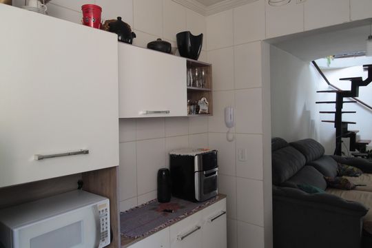 Cozinha e Área de Serviço de apartamento à venda com 2 quartos, 97m² em Frei Leopoldo, Belo Horizonte