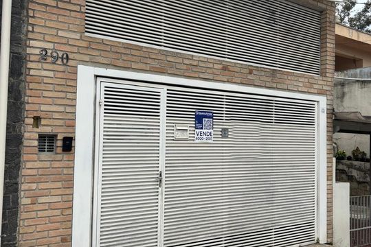Fachada  de casa à venda com 3 quartos, 155m² em Parque Santo Antonio, São Bernardo do Campo