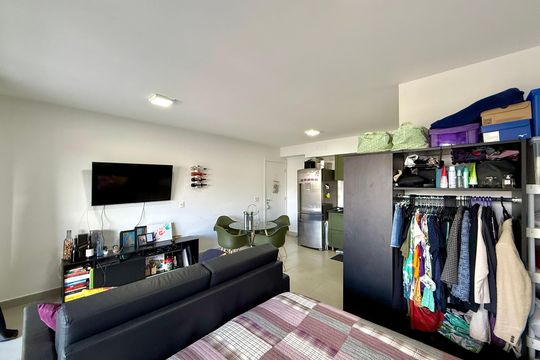 Quarto de apartamento à venda com 1 quarto, 41m² em Santo Amaro, São Paulo