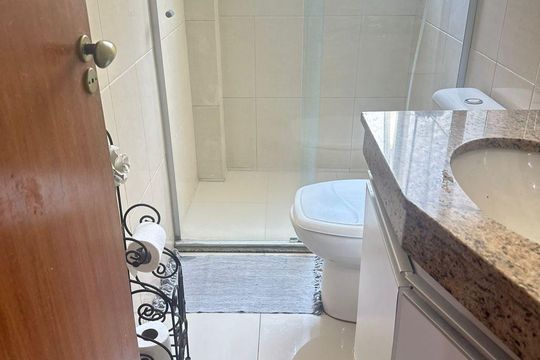 Banheiro de apartamento para alugar com 3 quartos, 110m² em Paquetá, Belo Horizonte