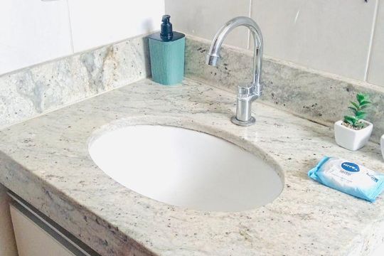 Banheiro de apartamento para alugar com 3 quartos, 110m² em Paquetá, Belo Horizonte