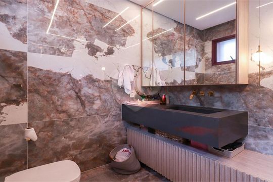 Casa de Condomínio à venda com 3 quartos, 668m² em Jardim Petropolis, São Paulo