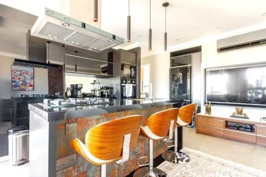 Apartamento à venda com 2 quartos, 84m² em Vila Olímpia, São Paulo