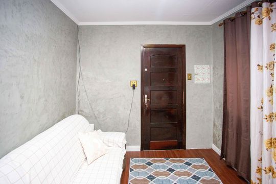 Sala de casa à venda com 2 quartos, 70m² em Centro, Diadema