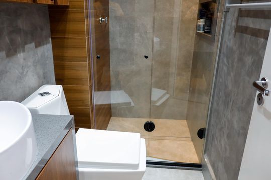Banheiro de kitnet/studio à venda com 1 quarto, 26m² em Bonfim, Osasco